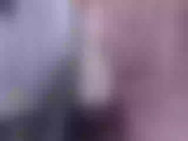 Live sex webcam photo for Eveee_ #273579778