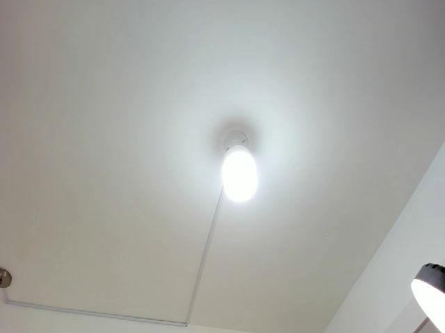 Live sex webcam photo for Evelincooper #271947350