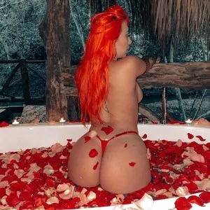 Live sex webcam photo for Evelincooper #278234076