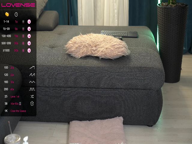 Live sex webcam photo for EvelynKassia #274635356