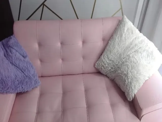 Live sex webcam photo for Evelyn_cute #272469469