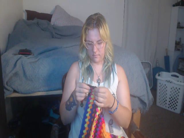 Live sex webcam photo for Eveylafae #275006751