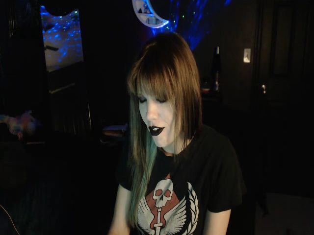 Live sex webcam photo for EvilxPixi #272518635