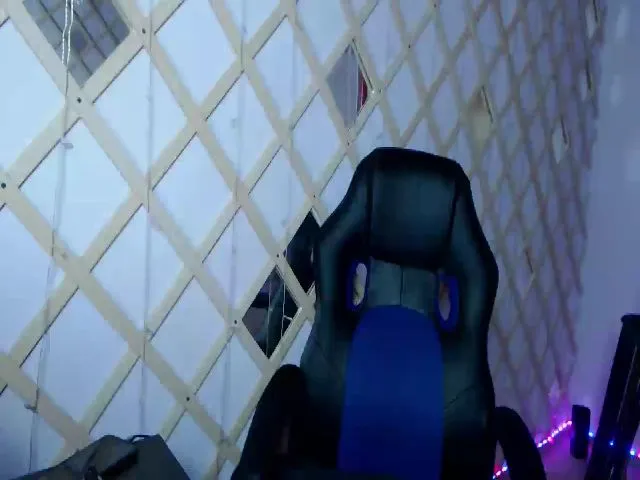 Live sex webcam photo for Exorty #272891845