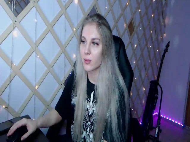 Live sex webcam photo for Exorty #273145948