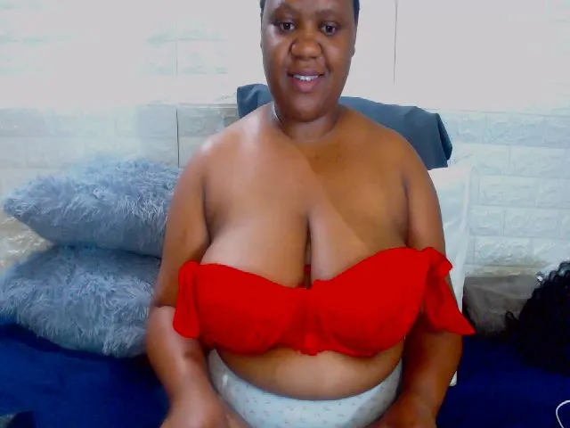 Live sex webcam photo for Explodeinmex #271840149