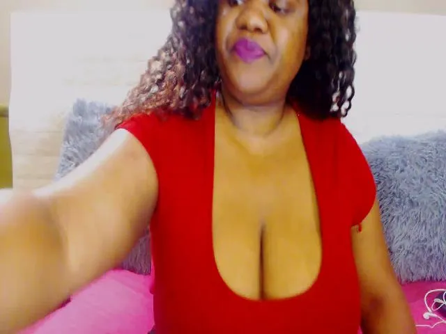 Live sex webcam photo for Explodeinmex #271943188