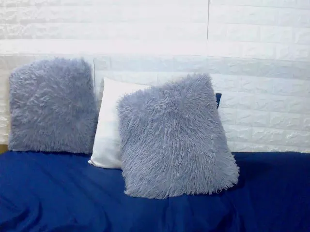 Live sex webcam photo for Explodeinmex #272387299