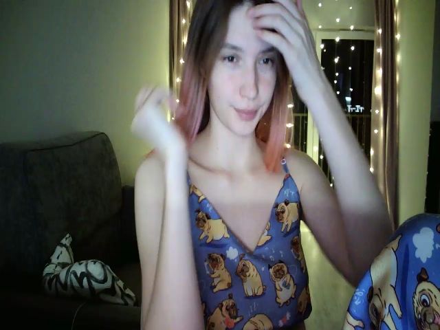 Live sex webcam photo for Eye_Poppy_ #274224466