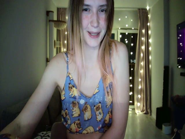 Live sex webcam photo for Eye_Poppy_ #274547880