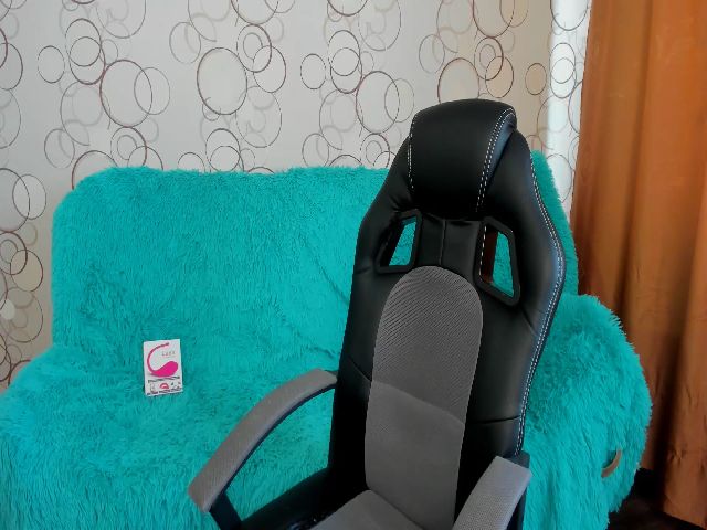 Live sex webcam photo for Eyes_Aurora #271952352