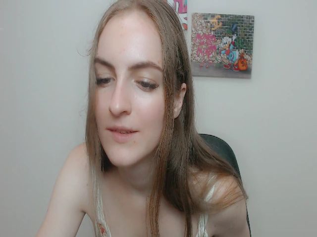 Live sex webcam photo for Fairytale_bb #274601998