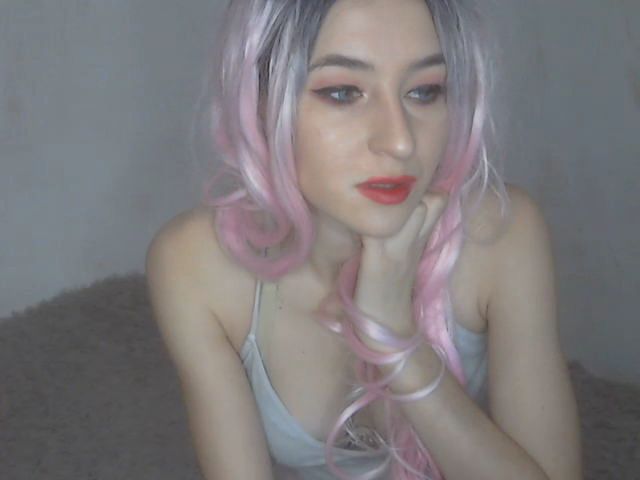 Live sex webcam photo for FannyBunny #271738611