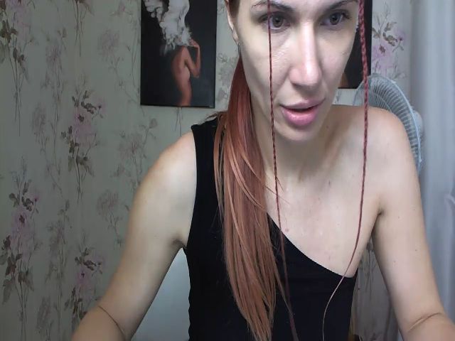 Live sex webcam photo for Fantasyy_girl #274093064