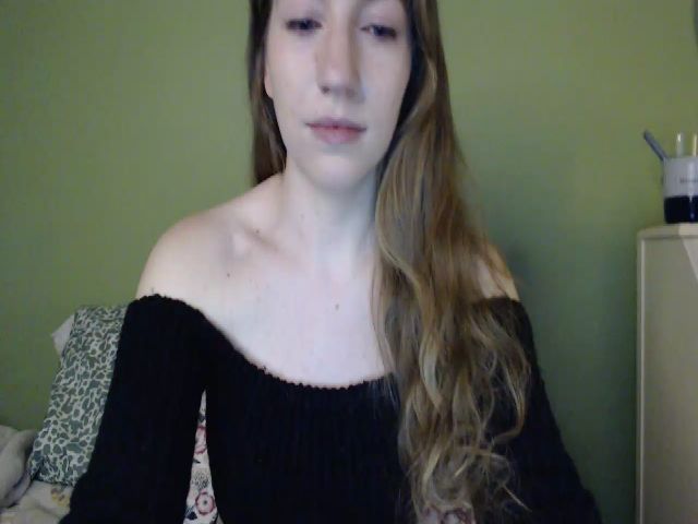 Live sex webcam photo for FawnWilde #272445949