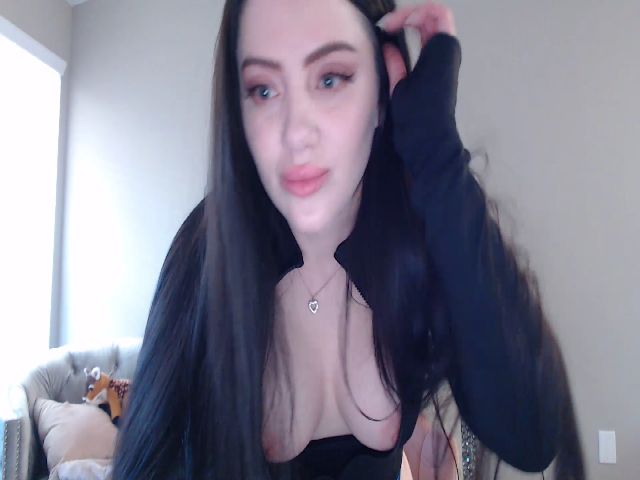 Live sex webcam photo for Fawnnn_ #272469223