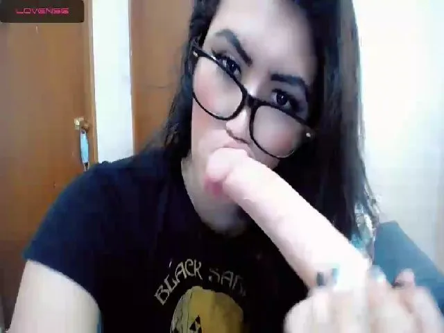 Live sex webcam photo for Ferburning #272195575