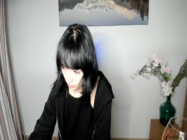 Live sex webcam photo for FerralBerryy #274594389