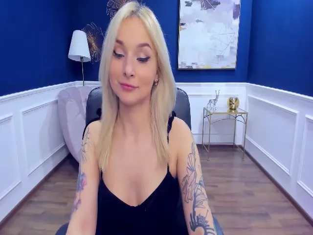 Live sex webcam photo for FieryTigress #273281205