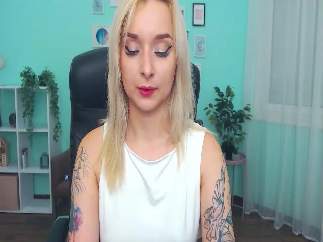 Live sex webcam photo for FieryTigress #273726633