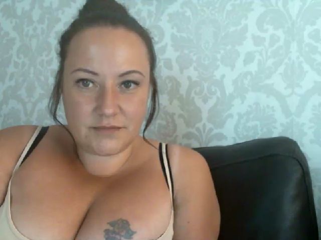 Live sex webcam photo for filthybbwx #274089017