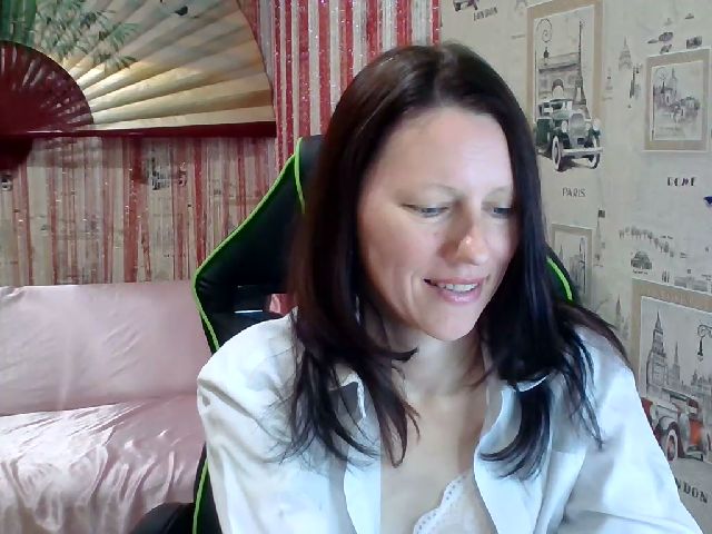 Live sex webcam photo for Fiona_Forbs #274635524