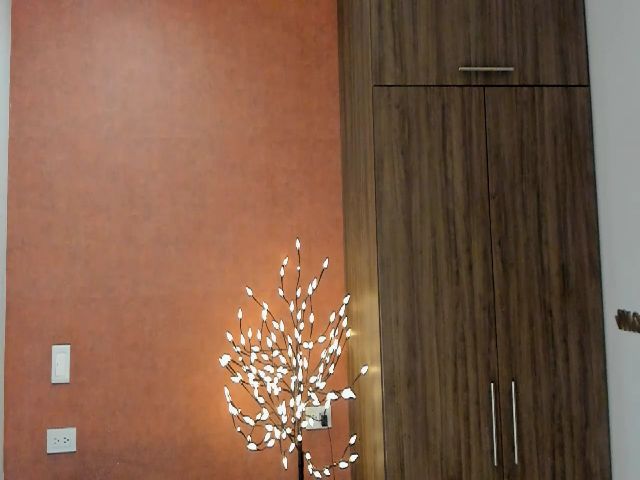 Live sex webcam photo for Forevermanu #271774451