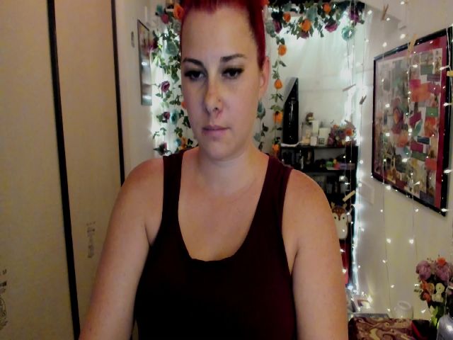 Live sex webcam photo for FoxyDame #273620211