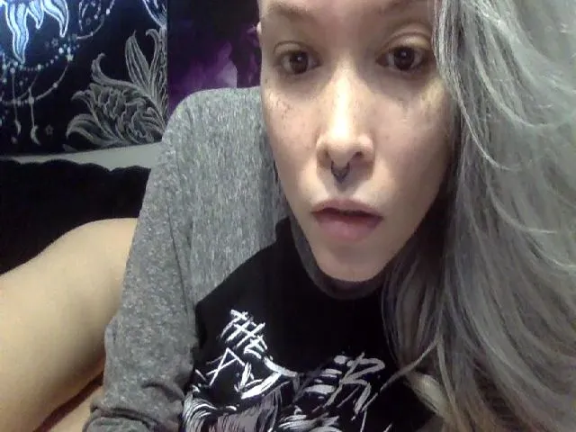 Live sex webcam photo for FRANKK_CASTLE #272814355