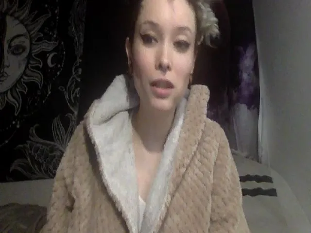 Live sex webcam photo for FRANKK_CASTLE #273228377