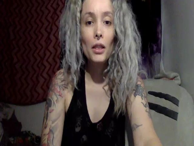 Live sex webcam photo for FRANKK_CASTLE #273534441