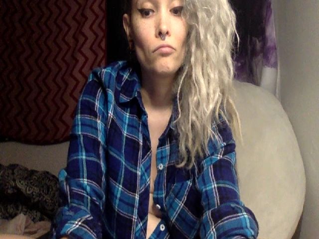 Live sex webcam photo for FRANKK_CASTLE #273771181