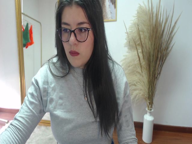 Live sex webcam photo for Frida_porn #273005425