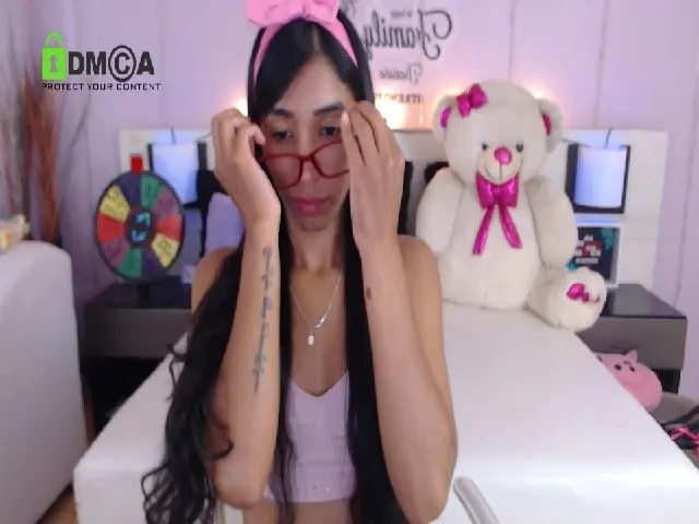 Live sex webcam photo for fyorela #272667128