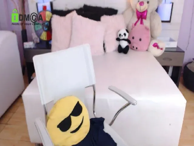 Live sex webcam photo for fyorela #273027973