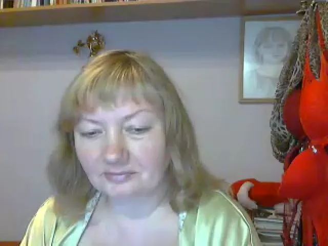 Live sex webcam photo for GabriellaHot1 #274767764