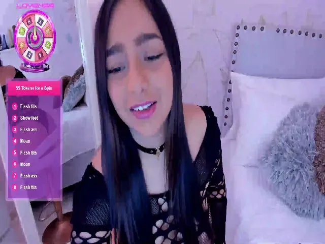 Live sex webcam photo for Gaby_T #272639305