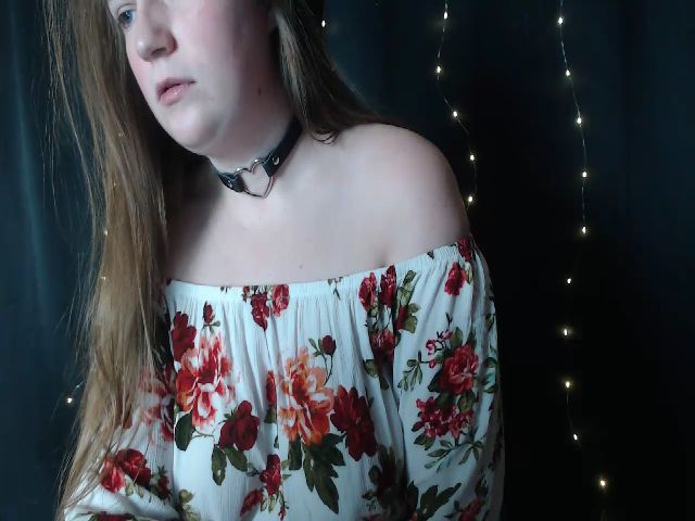 Live sex webcam photo for Ganjaqueen420 #272087535