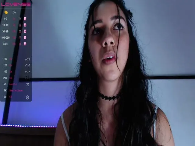 Live sex webcam photo for GemmaDangelo #272128567