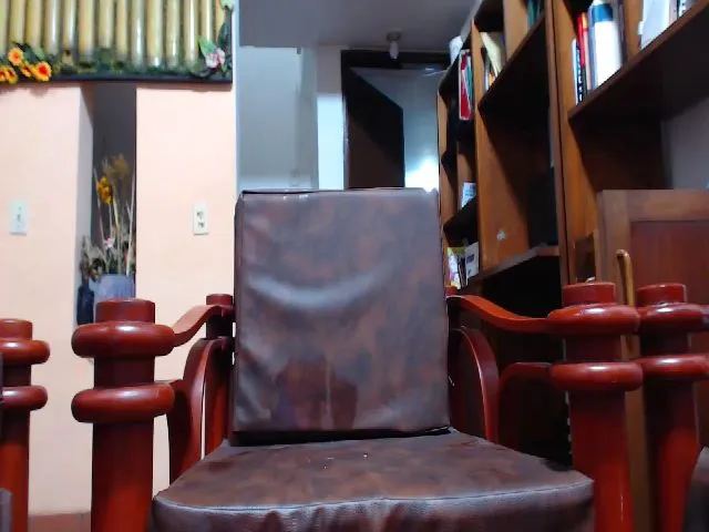 Live sex webcam photo for GemmaDangelo #274062314