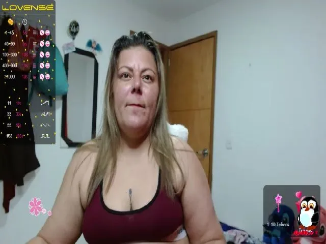 Live sex webcam photo for Georgette3 #272211096