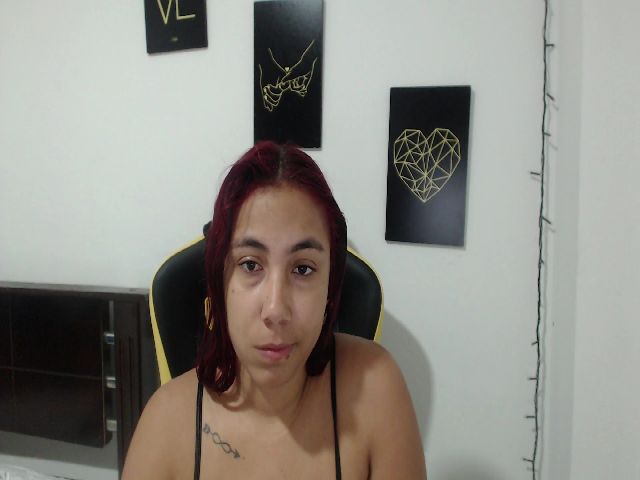 Live sex webcam photo for GiaElliot #273854760