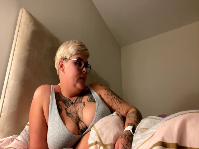 Live sex webcam photo for GinaSimms #274579325