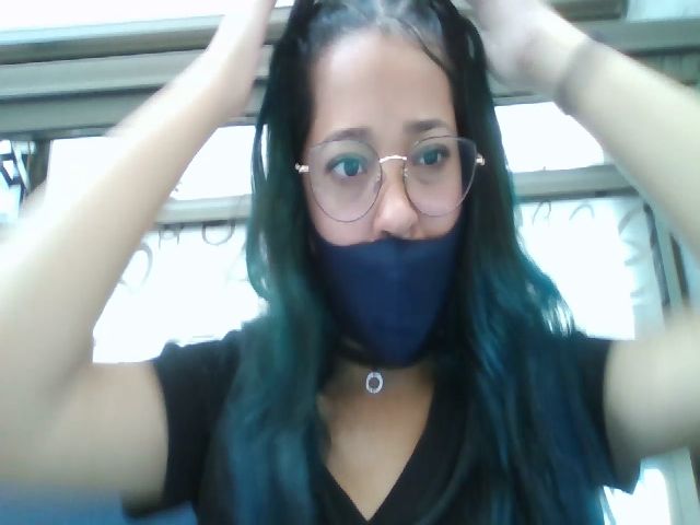 Live sex webcam photo for Gina_reid #272877507