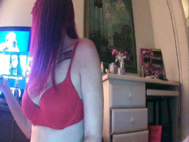 Live sex webcam photo for GingerBelle92 #273408467