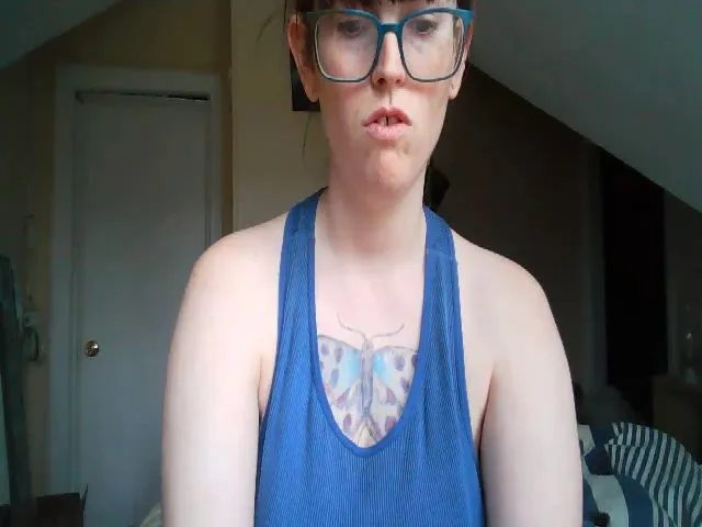 Live sex webcam photo for Ginger_secret #272645461