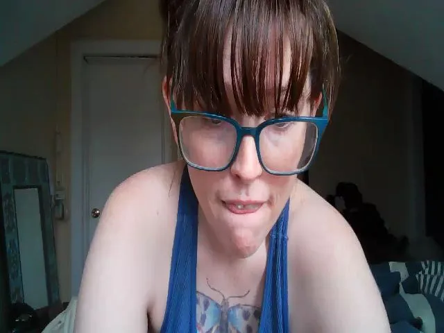 Live sex webcam photo for Ginger_secret #272647226