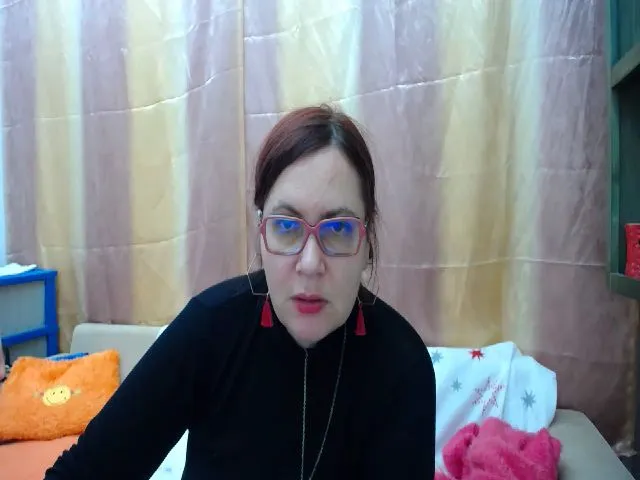 Live sex webcam photo for GinnaMature #272202494
