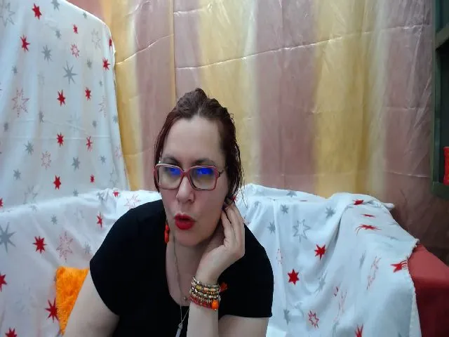 Live sex webcam photo for GinnaMature #272421868