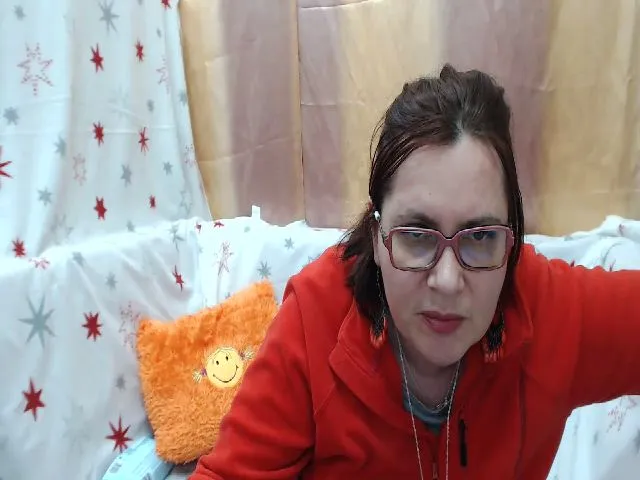 Live sex webcam photo for GinnaMature #272538584